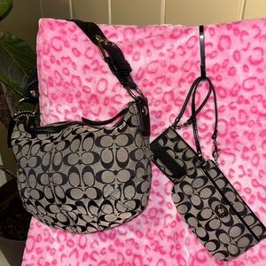 Coach Black and Cream Signature Shoulder Bag three piece Set